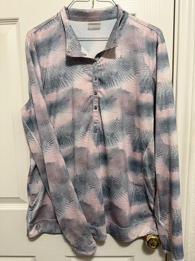 Chase 54 Women's Long Sleeve Tee - Pink & Gray Palm Print